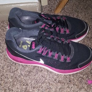 Nike Dynamic Sport sneakers